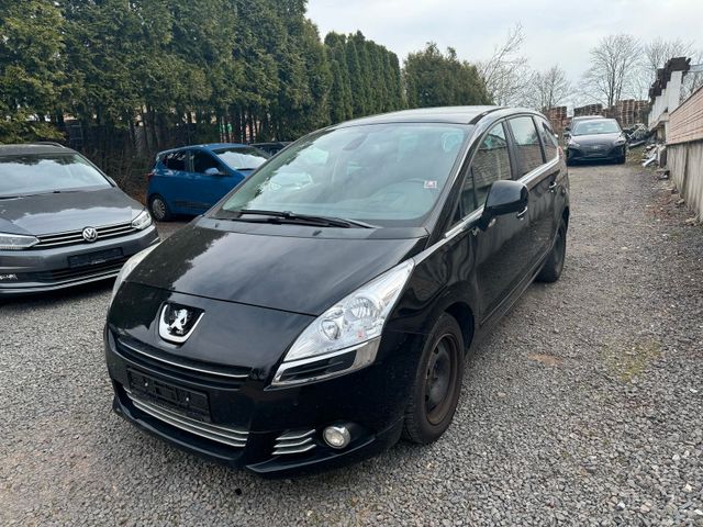 Peugeot 5008 Family