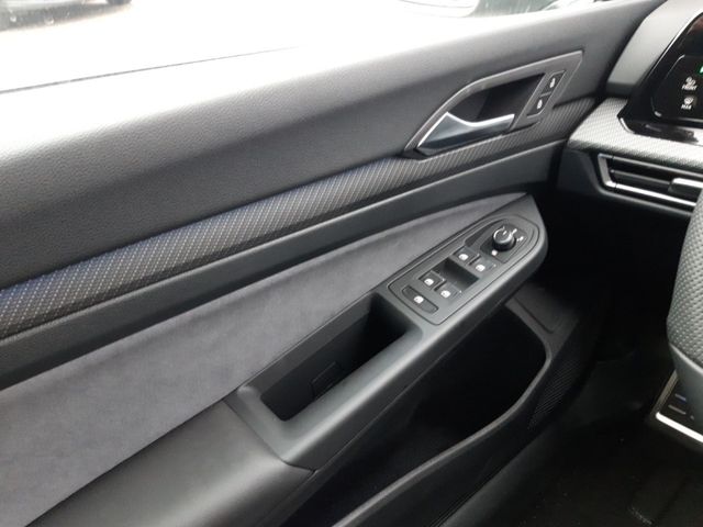 Golf Variant R-Line 2,0 TDI SCR 110 kW (150 PS)