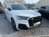 Audi SQ7 4.0TFSI quattro Compet. plus 7 Sitzer Voll - Audi SQ7 in Stuttgart