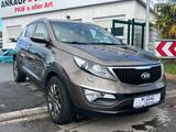 Kia Sportage Spirit 2WD / 1. Hand / 8-Fach Bereift - Kia: 8