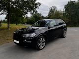BMW X5 M50d M | 8-fach bereift | Scheckheft - BMW X5 M50: 50d