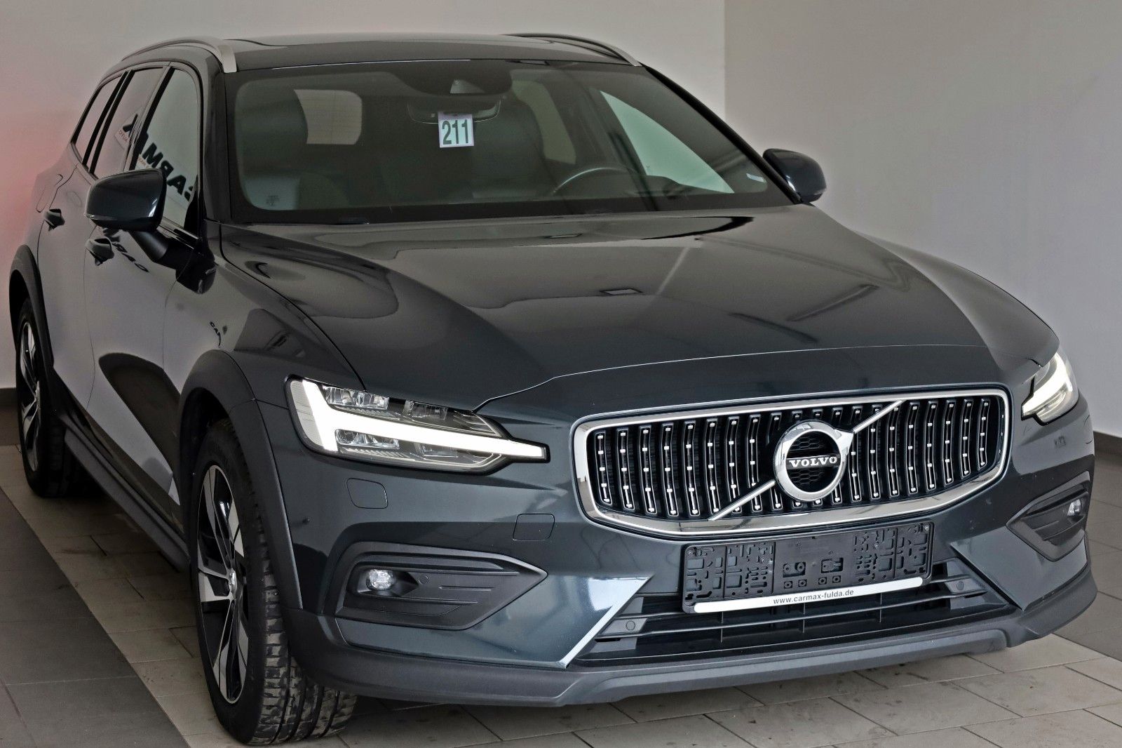 Fahrzeugabbildung Volvo V60 Cross Country AWD Head Up,Navi,LED,Panorama