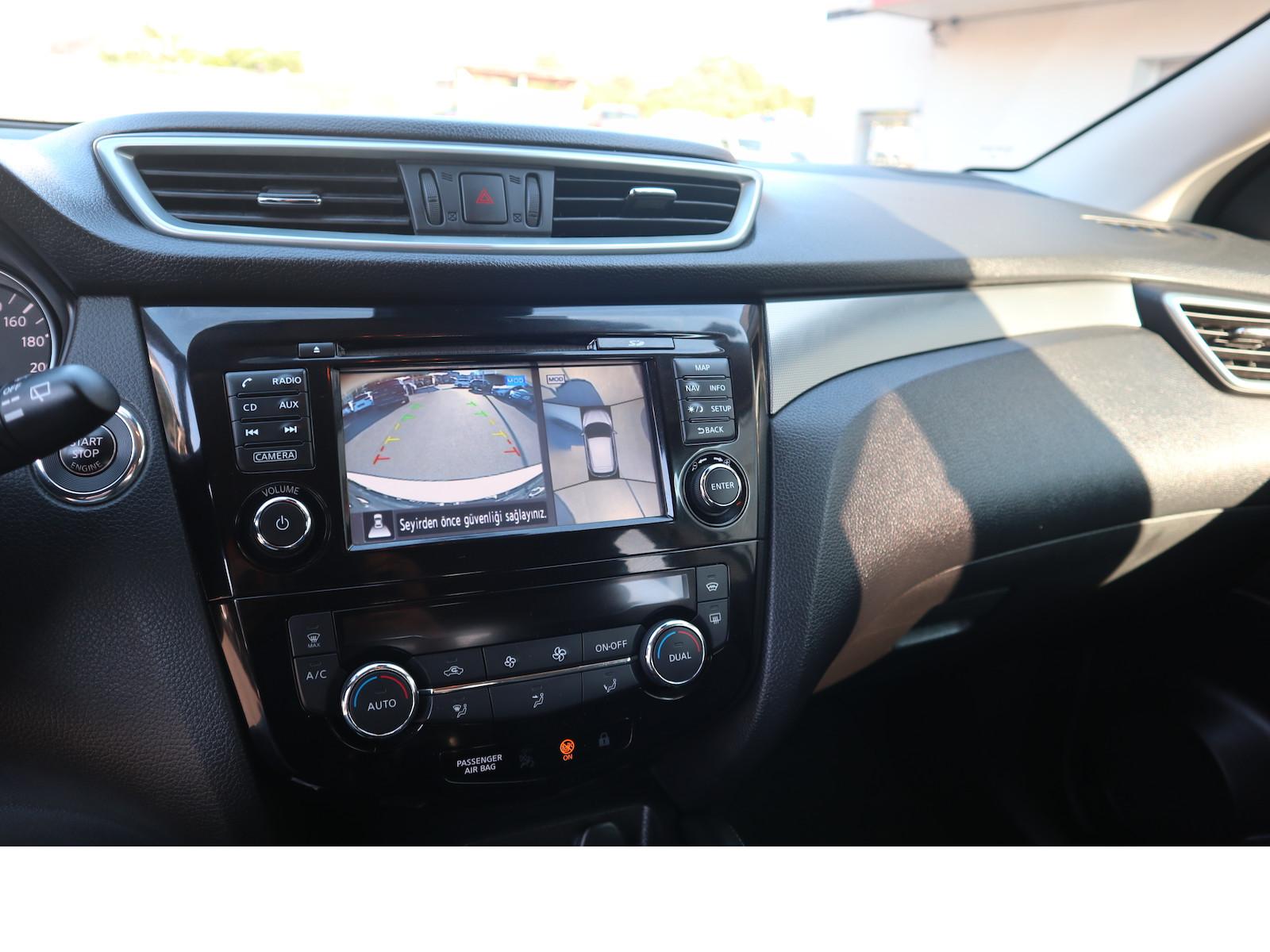 Nissan Qashqai N-Connecta Navi Tempo Scheckheftgepflegt