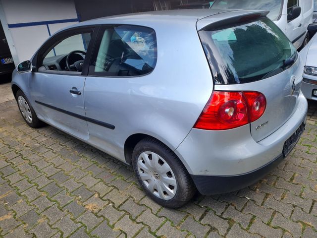 Volkswagen Golf 1.4 Sportline TÜV- NEU!!!!