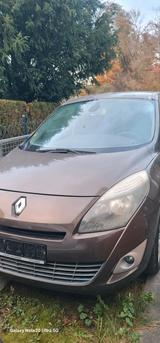 Renault megane scenic - Renault Alaskan mit Diesel-Antrieb: Automatik