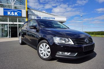Volkswagen Passat - 1