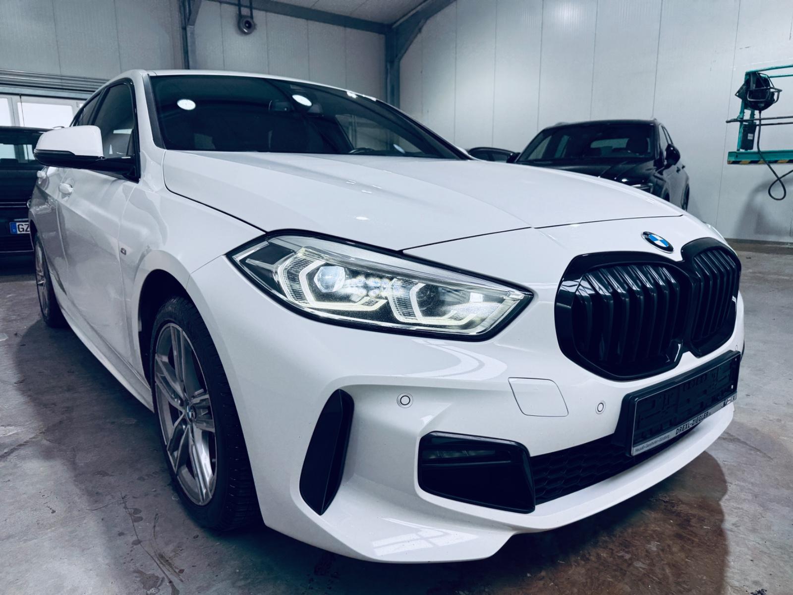 BMW 120 d M-SPORT*H-UP*LEDER*NAVI*