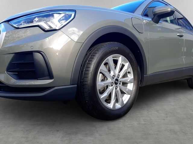Fahrzeugabbildung Audi Q3 45TFSIe AHK LED Navi eleHeck Sportsitze 18"
