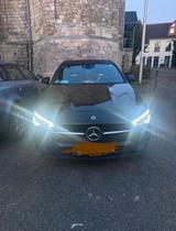 Mercedes-Benz 250 CLA e - Mercedes-Benz 250: 250c