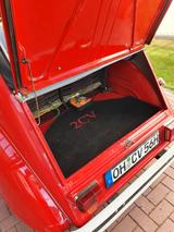 Citroën 2 CV - Citroën 2 CV mit Benzin-Antrieb: Cabrio