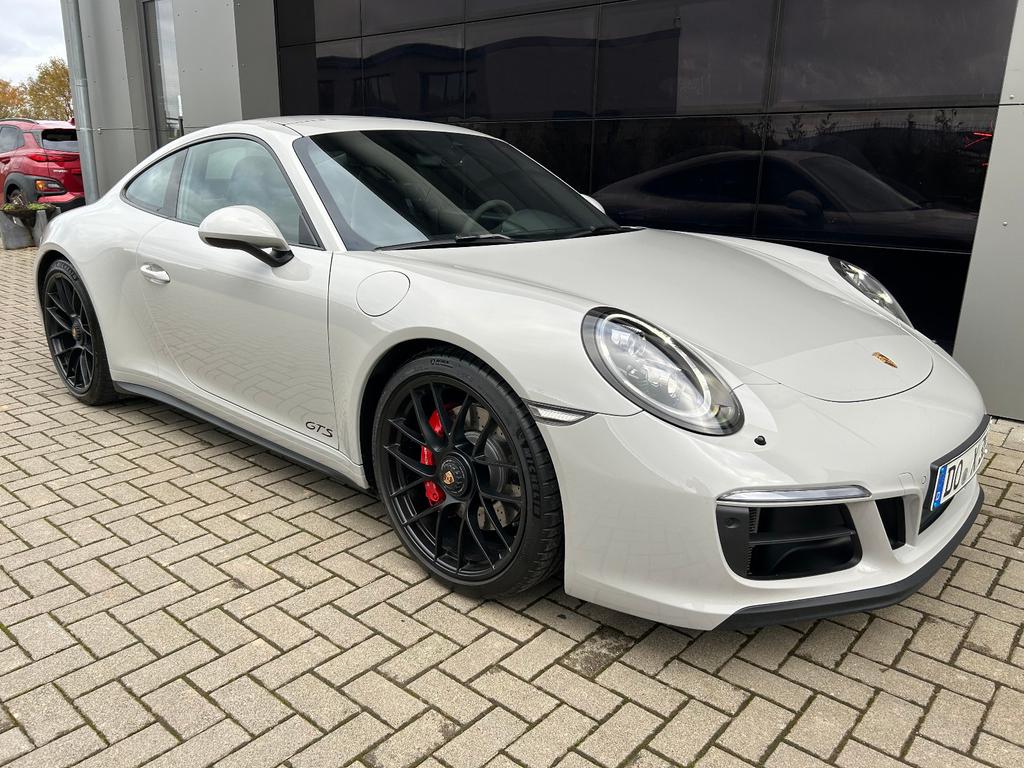 Porsche 991