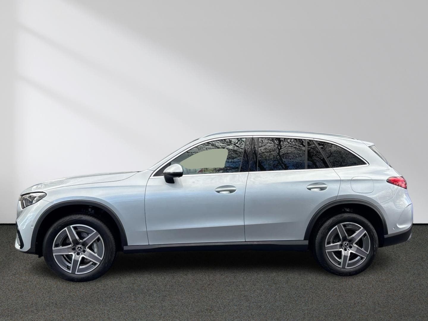 Mercedes-Benz GLC 400 e 4M AMG DigitalLight Pano Distronic AHK imagem 2