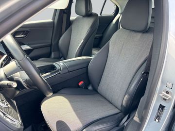 Mercedes E 200 - 10