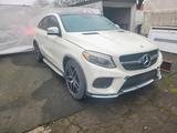 Mercedes-Benz Mercedes GLE 450 AMG Coupe - Mercedes-Benz GLE 450 aus 2016
