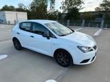 Seat Ibiza 1.4 16V 6J Reference 