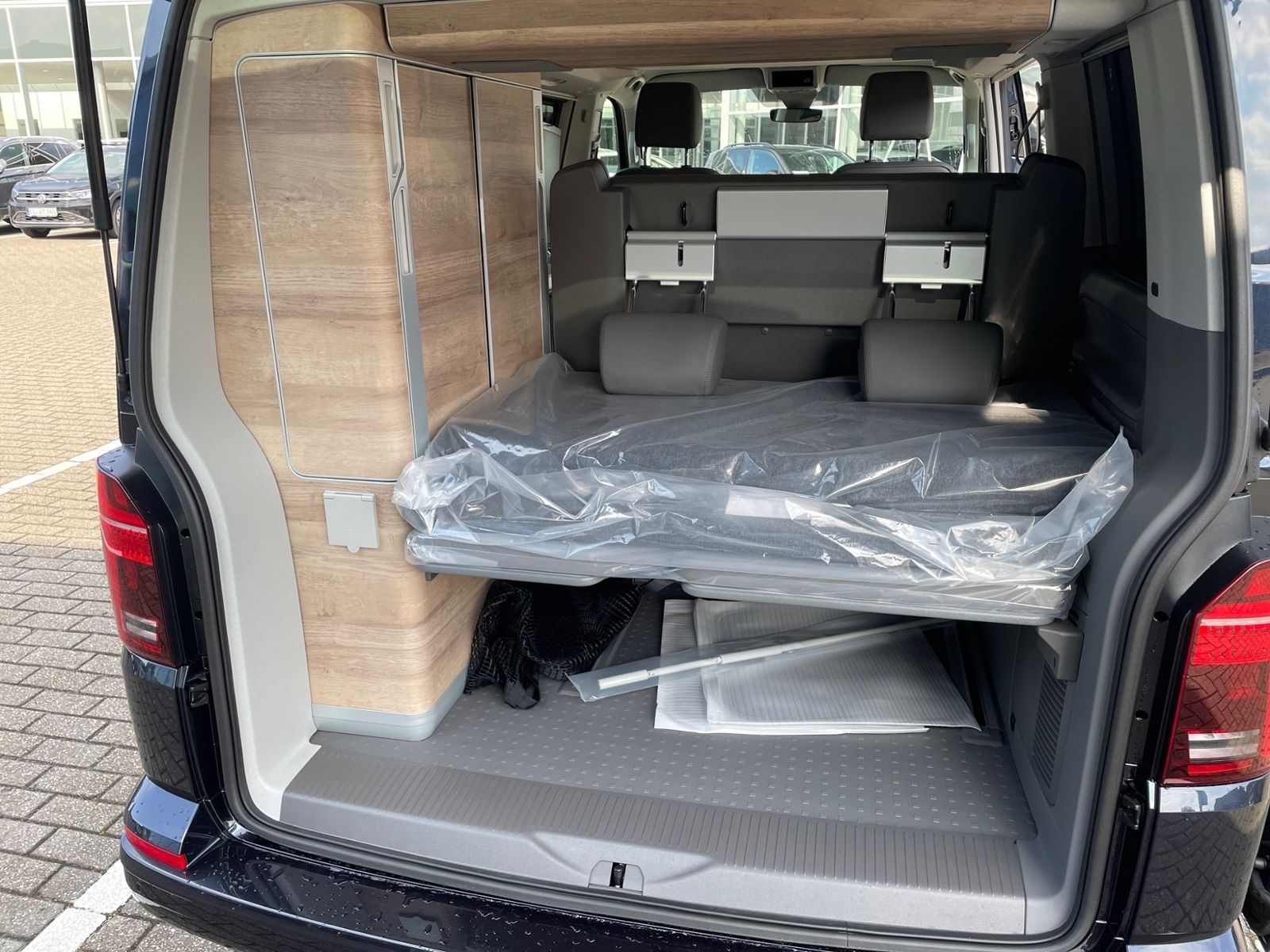 Volkswagen T6.1 California Ocean 2.0 TDI *DSG*NAVI*AHK*MARK foto 17