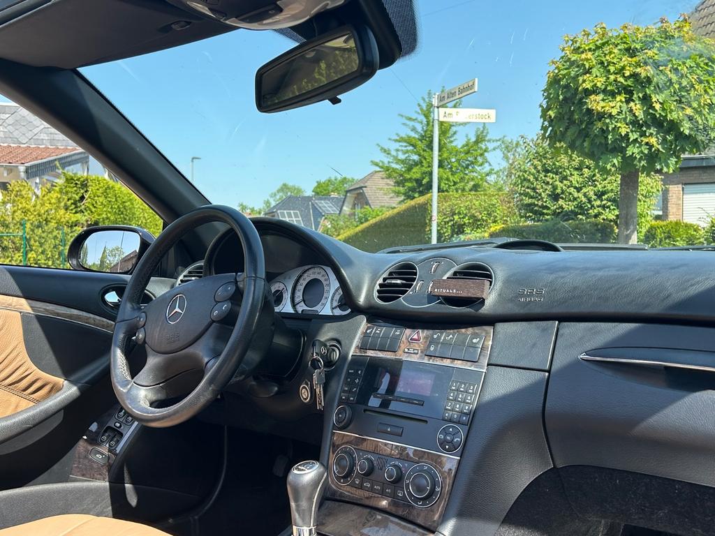 Mercedes-Benz CLK 200
