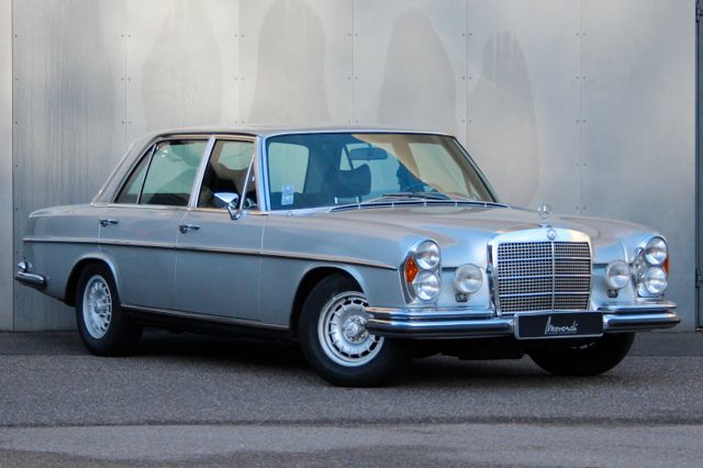 Mercedes-Benz 300 SEL 6,3 Liter W 109