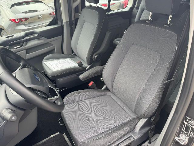 Ford Tourneo Custom Titanium 320 L1 FWD AHKNavi