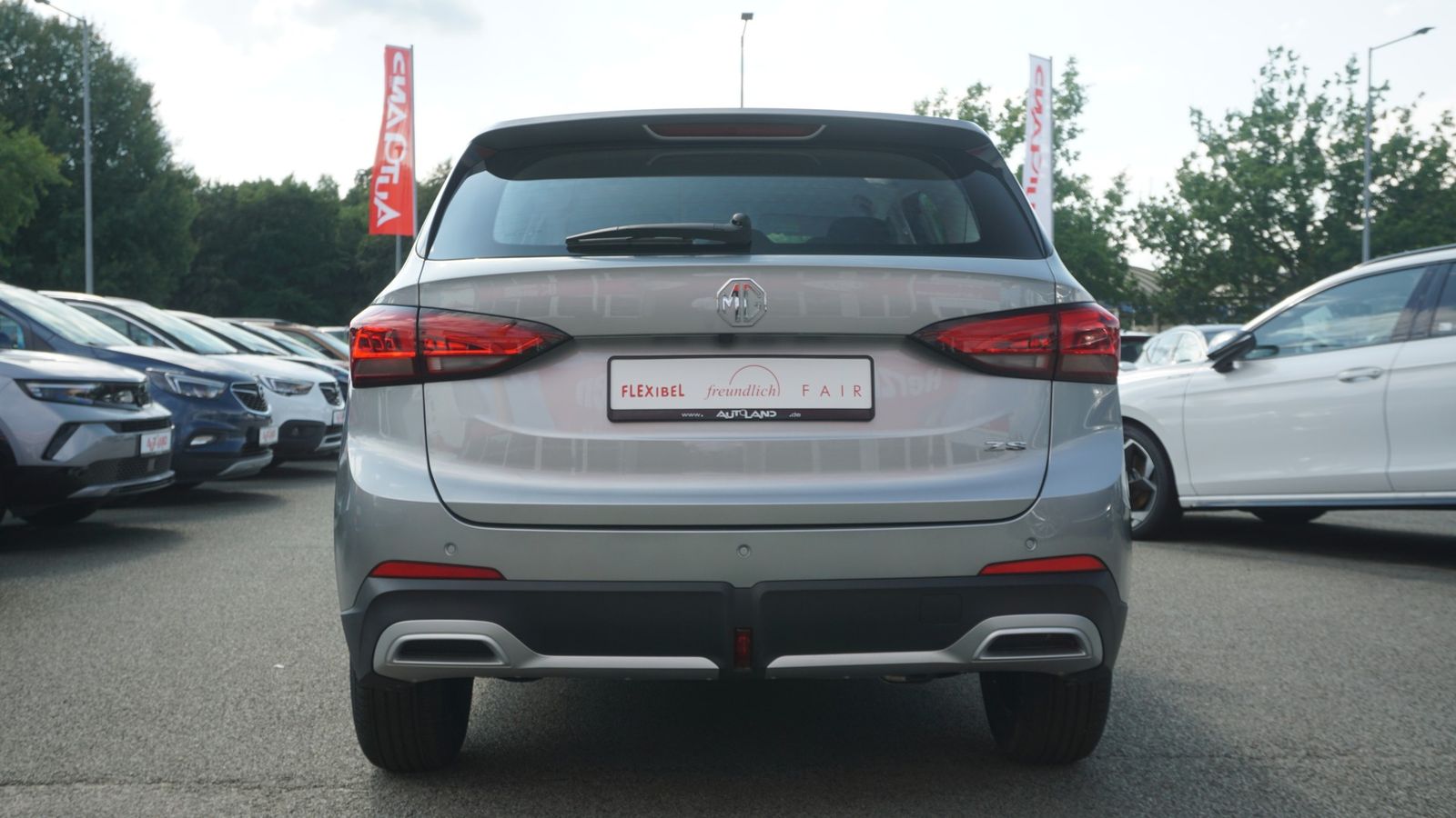 MG ZS
