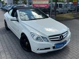 Mercedes-Benz E 200 CGI E Cabrio AVANTGARDE BlueEfficiency VOL - Mercedes-Benz E 200: Cabrio