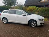 Volvo V60 D6 AWD NEUE BATTERIE!!! KLIMA,TÜV u. SERVICE