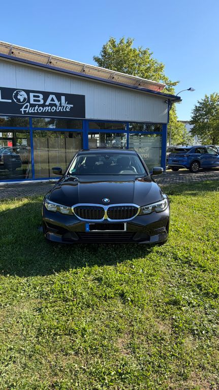 Image of BMW 320