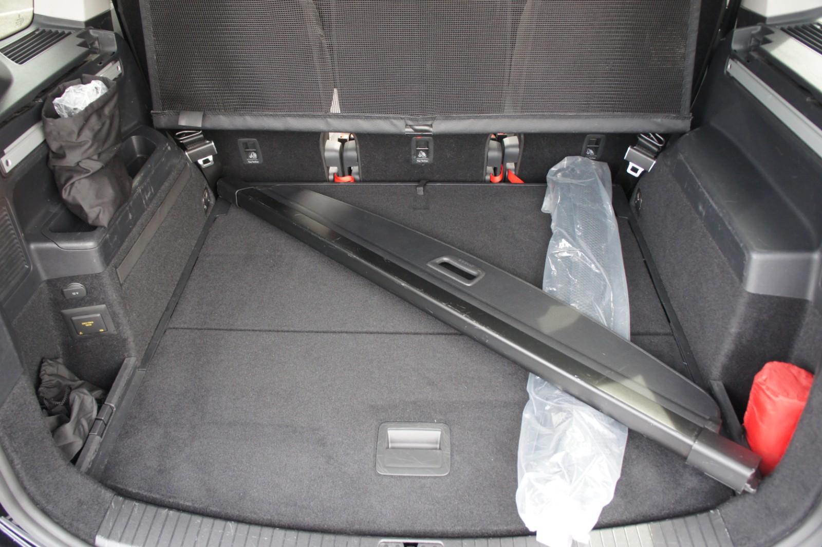 Volkswagen Touran Highline *ACC*AHK*PANO*STDHZG*KAM*MASSAGE, миниатюра 7