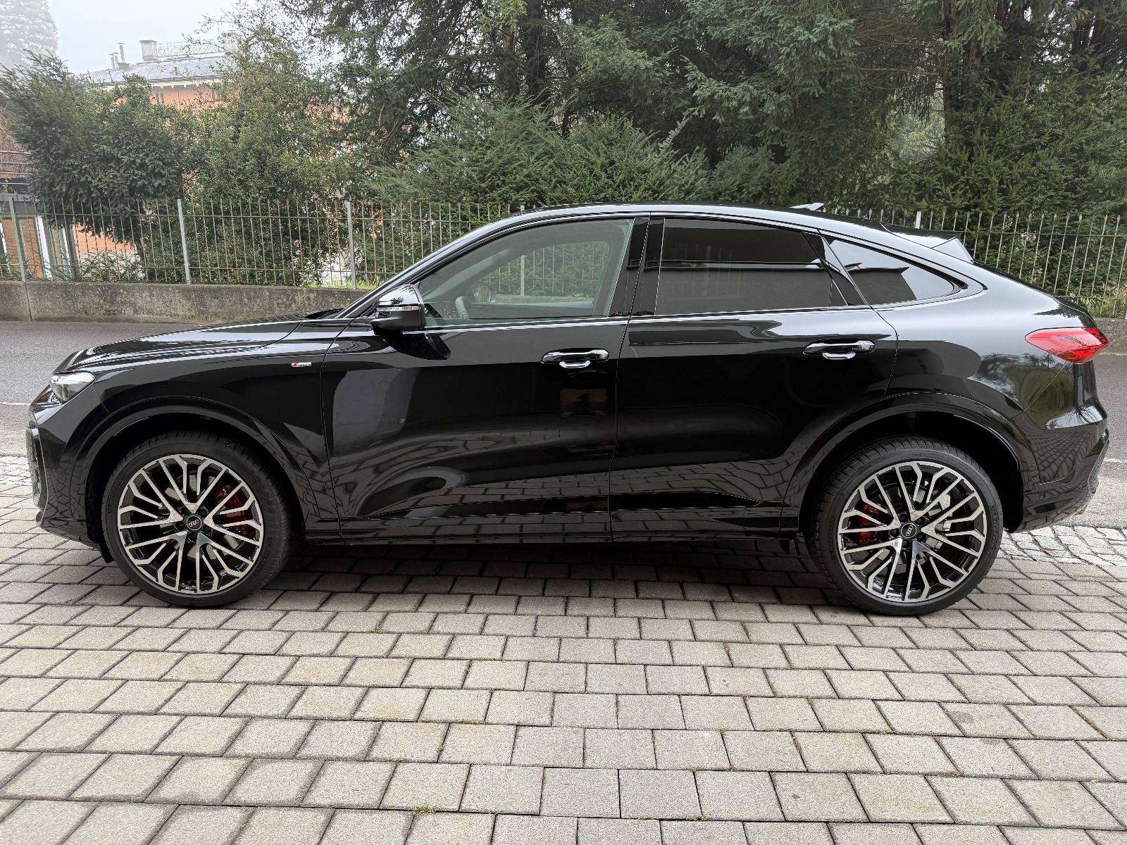 Audi Q5 Sportback 2.0 TDI qu /21"/Tech+/Pano/AHK