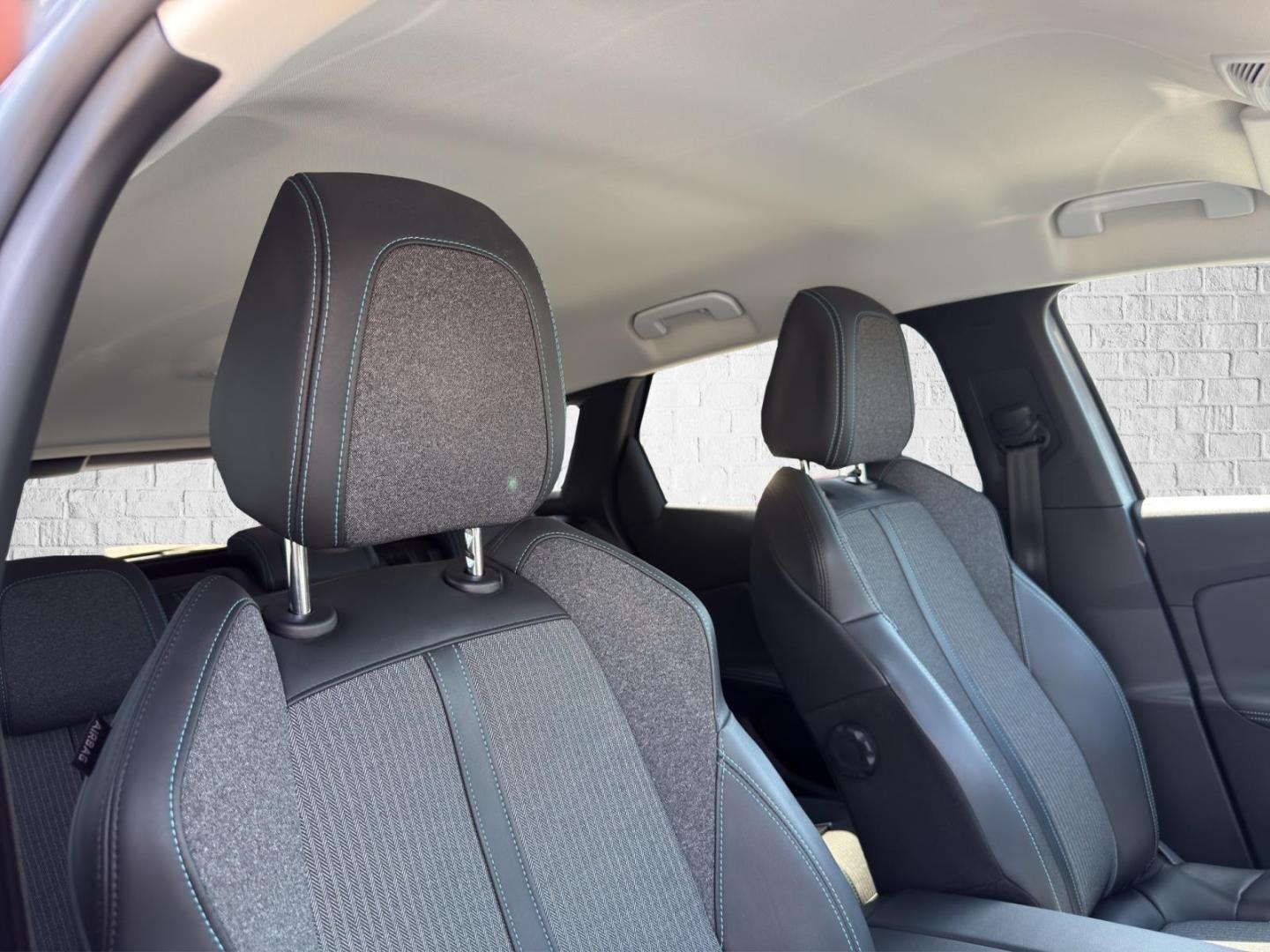 Peugeot 3008 PureTech 130 1,2  Allure Navi/LED