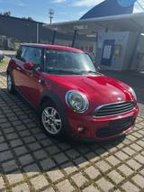 MINI One /Chili red/ kleiner Flitzer - : Kleine