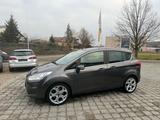 Ford B-Max B-MAX Titanium - Ford B-Max mit Diesel-Antrieb: Limousine