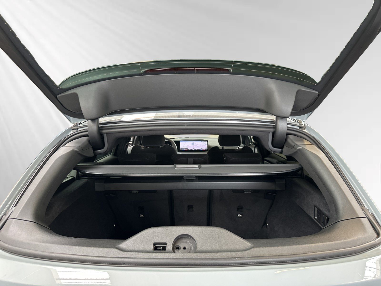 BMW 330 - Bild 19
