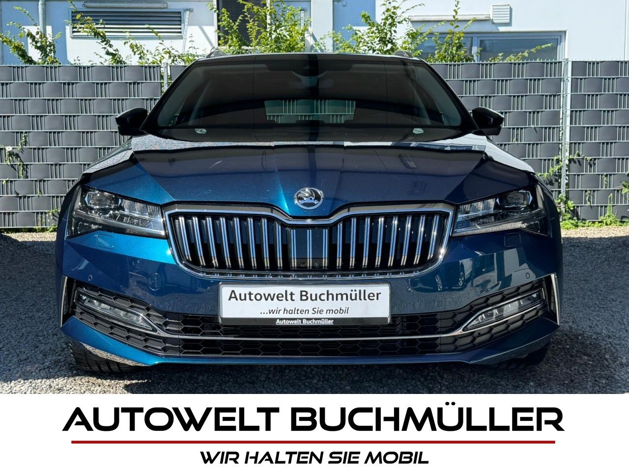 Gebrauchtwagen Skoda Superb Superb 2.0 TDI DSG,4×4,L&K,STANDH,PANO,AHK,LED in Nersingen