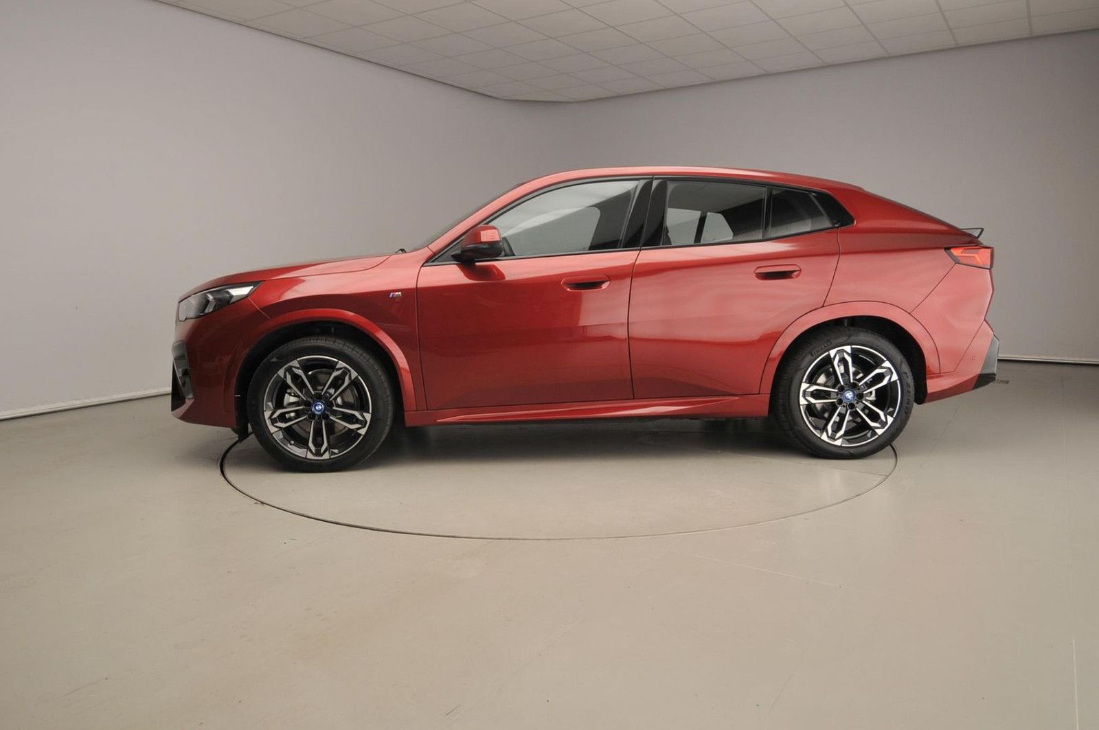 BMW iX2 xDrive30 | M-Sportpakket | LED | Leder | nav imagem 2