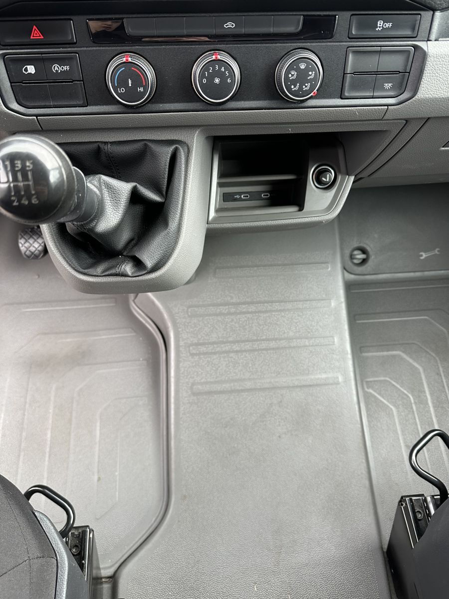 Fahrzeugabbildung MAN TGE 3.140 4X2F Kasten KAMERA+DAB+CARPLAY+1HD+GJR