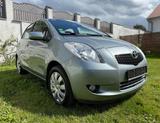 Toyota Yaris 1,3-l-VVT-i Sol - Toyota Yaris: Sol