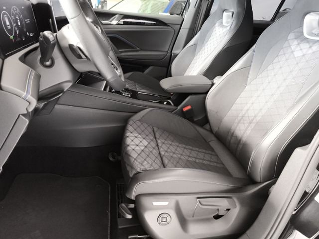 Fahrzeugabbildung Volkswagen Tiguan 1.5 eTSI DSG R-Line STANDHZG HD-MATRIX-LE