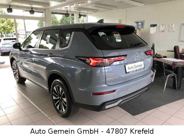 Mitsubishi Plug-in Hybrid Outlander Carplay,360°,Navi,ACC