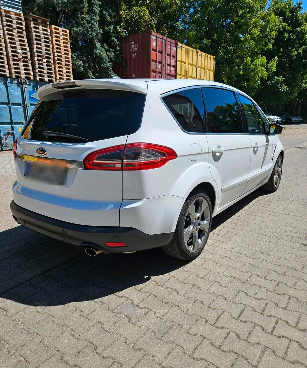 Ford S-Max