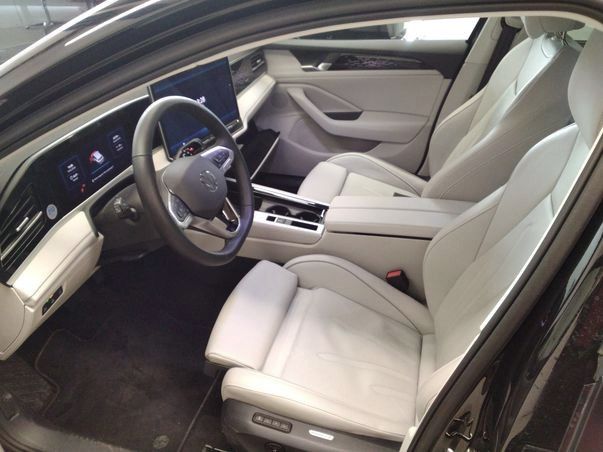 Passat Variant 1.5 TSI eHYBRID ELEGANCE MATRIX+K