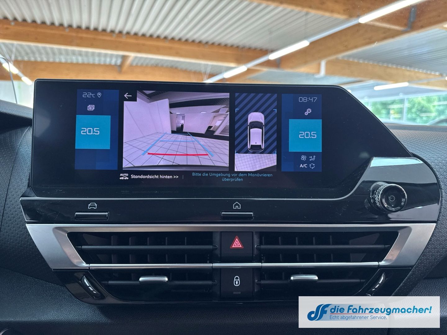 Fahrzeugabbildung Citroën C4 E- Shine HUD Navi 360 Kamera LED Apple CarPla