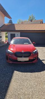 BMW 118i M Sport M Sport - rote BMW 118