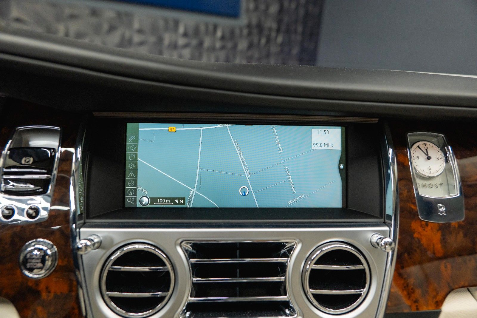 Fahrzeugabbildung Rolls-Royce Ghost V12 Full Service *Panorama*TV*360*HU*19%*