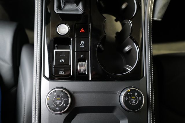 Volkswagen Touareg 3.0TDI 4Motion AHK StdHz Luft Keyless  L