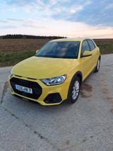 Audi A1 25 TFSI allstreet Pythongelb Metallic/ Black 