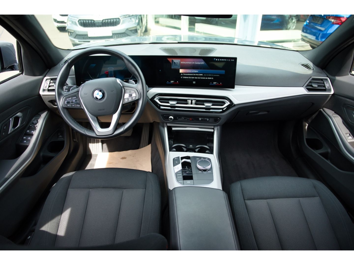 BMW 318 d Touring Navi LED ACC SHz DAB Apple CP foto 20
