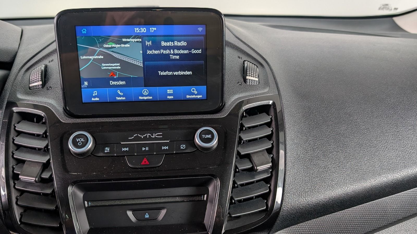 Fahrzeugabbildung Ford Grand Tourneo Connect 1.5 TDCi * LED * Navi Tita