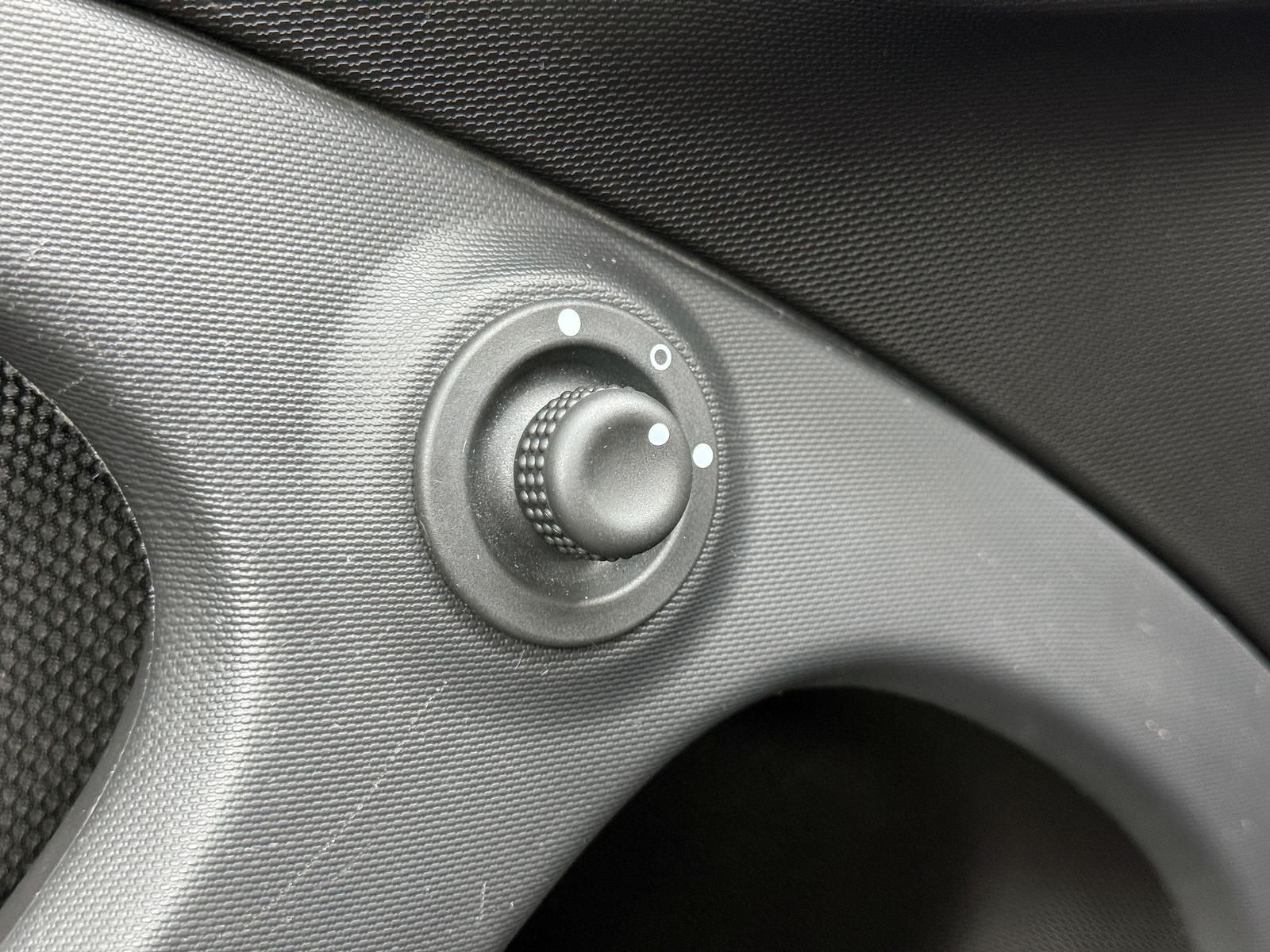 Fahrzeugabbildung Smart EQ-DRIVE60/PASSION/SHEIZ/R-CAM/PDC/NAVI/COOL&MED