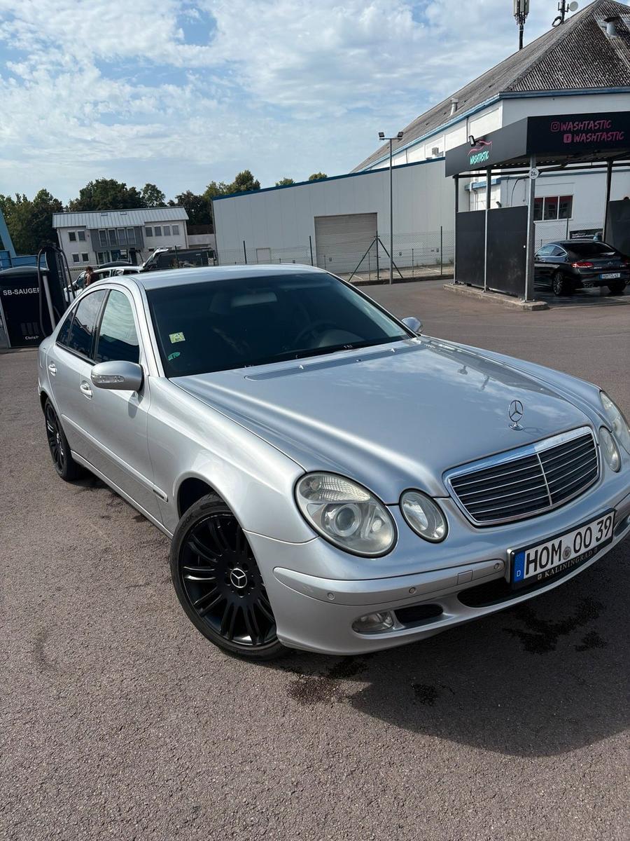 Mercedes-Benz E 200